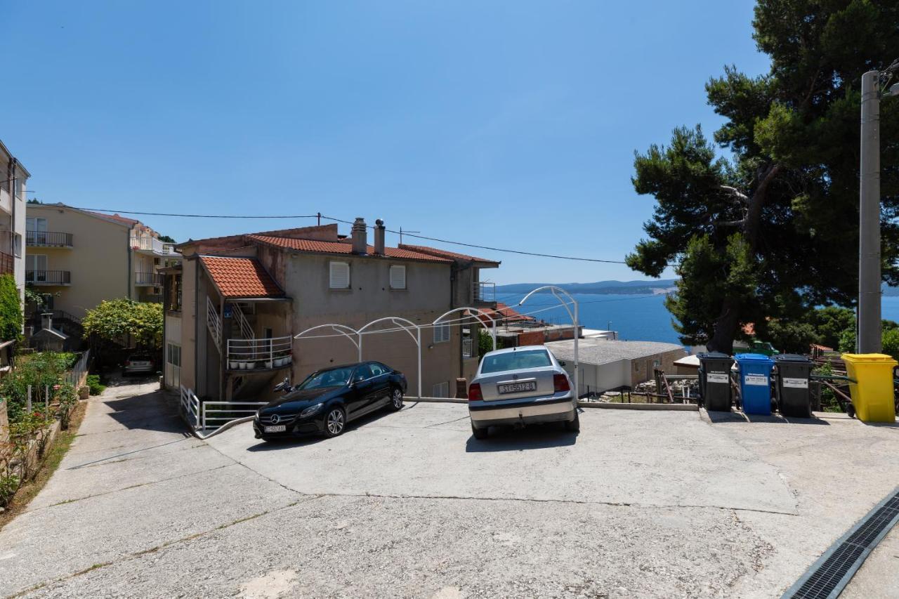 Apartments With A Parking Space Stanici, Omis - 11421 Celina Bagian luar foto